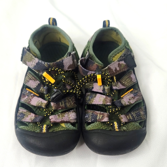 Keen Kids Camo Sandals - Picture 2 of 6